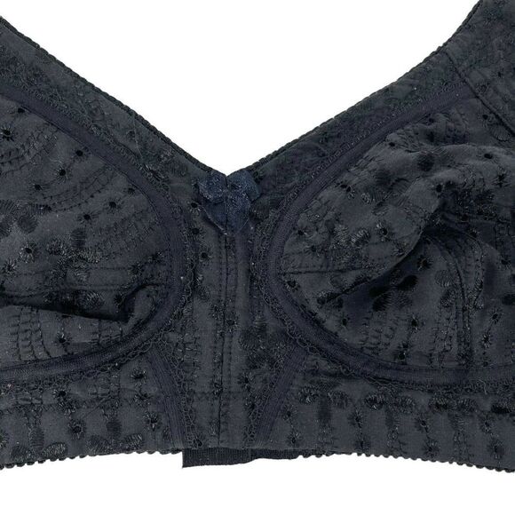 Isadora Paccini Bra Womens Size 34B Black Cotton Blend Floral Eyelete Wireless - Picture 2 of 9